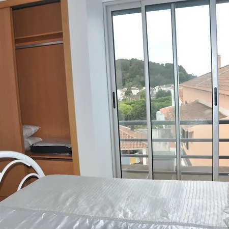 Casa Moderna Verde Feriehus